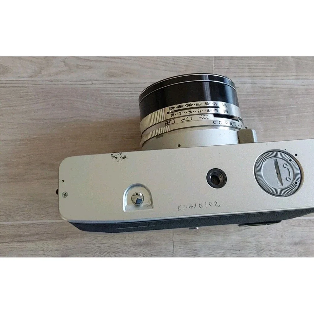 Canon Canonet QL19 35mm Film Camera With 45mm f1.9 Lense Original Case Vintage